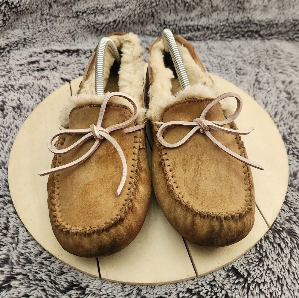 UGG Dakota Women's Slipper Chestnut Brown Leather Tie Size 7 - Picture 3 of 9
